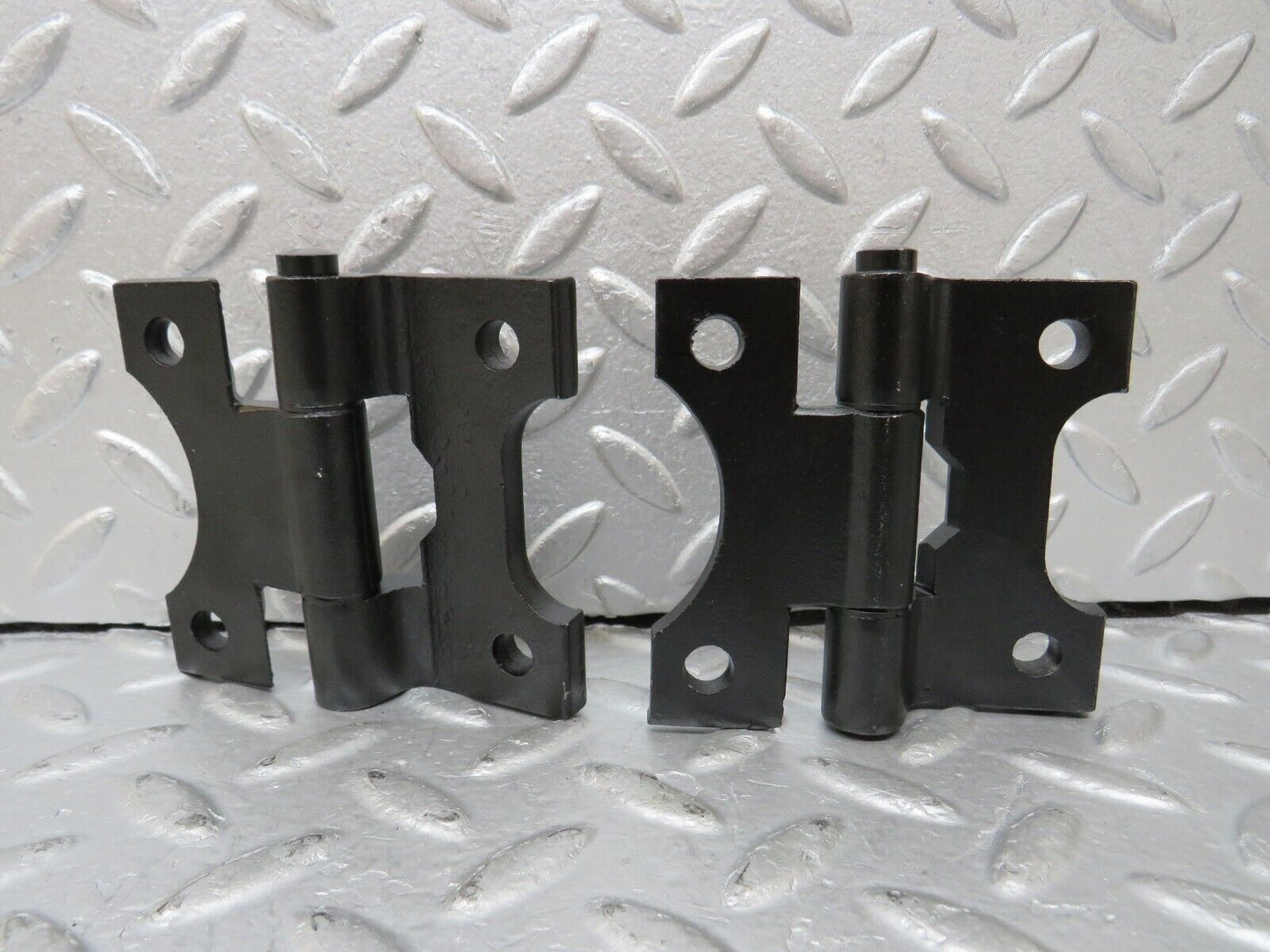 35385 Mercedes-Benz R107 280SL Door Hinge Right Side