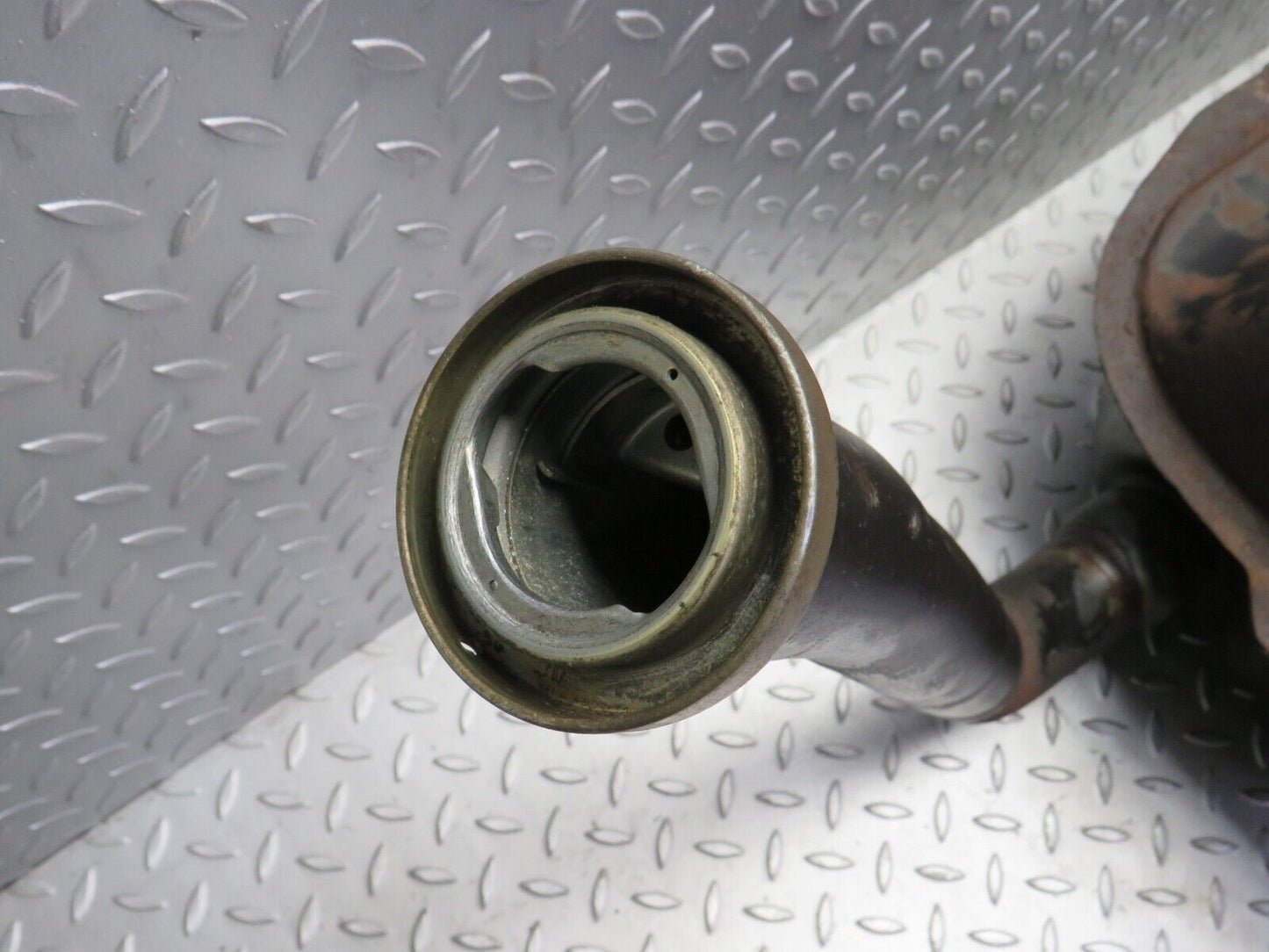 31913 Mercedes-Benz S124 220TE Wagon Fuel Tank