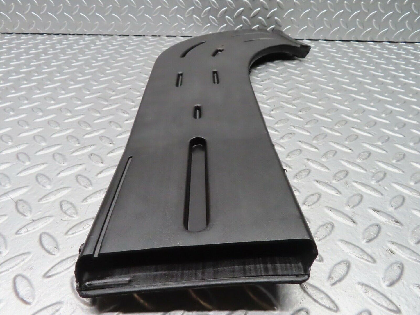 21504 Mercedes-Benz W126 300SE Air Duct Heater Ventilation Right 1268314846