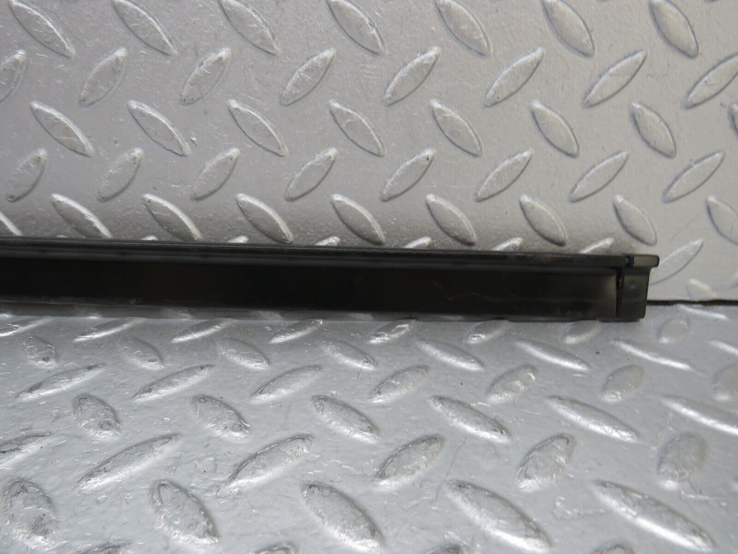 37097 Mercedes-Benz C126 420SEC Coupe Seat Belt Runner Left Side