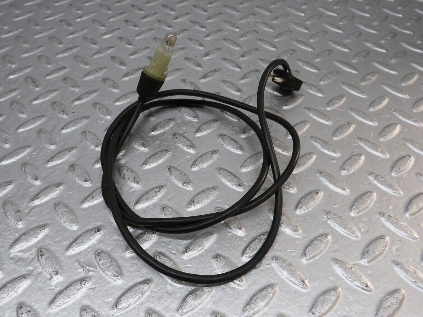 33508 Mercedes-Benz W202 C180 Front Wing Indicator Cable Wire