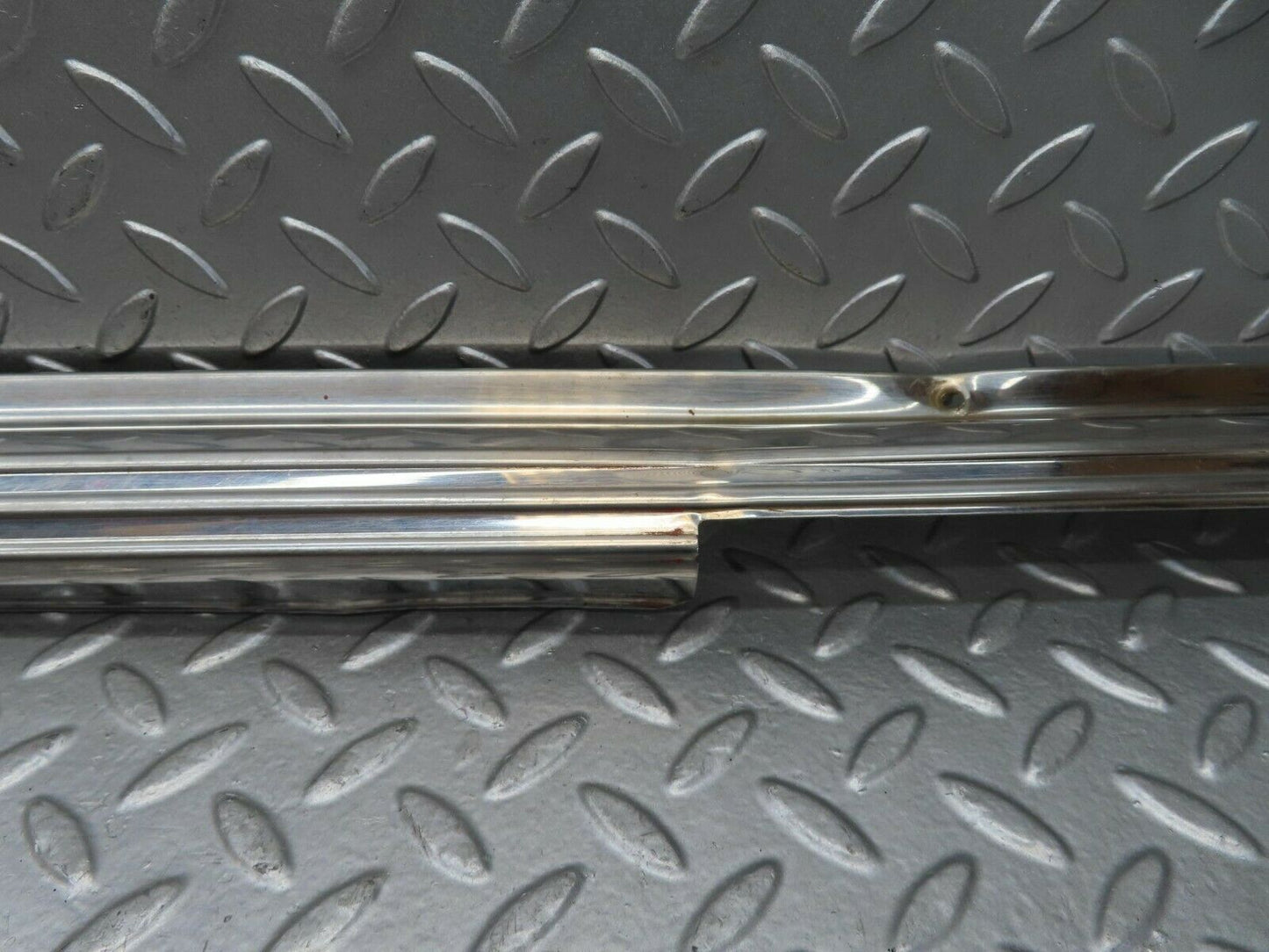 15567 Mercedes-Benz R107 450SL Right Door Sill Chrome
