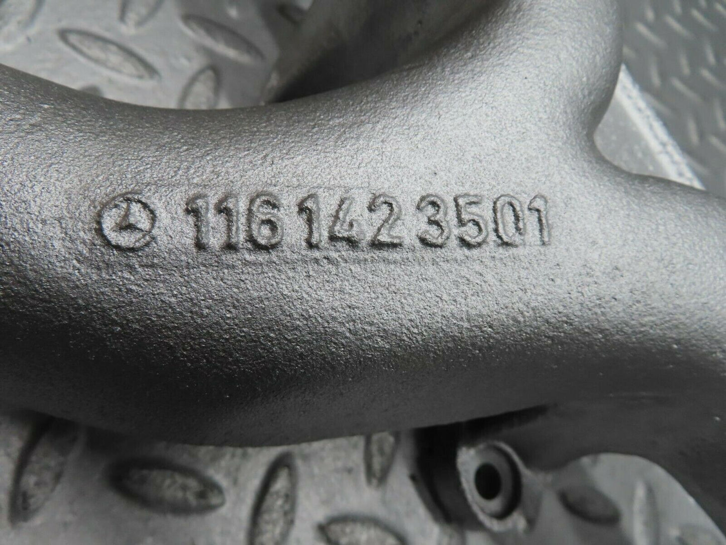 16675 Mercedes-Benz C107 380SLC Exhaust Manifold Right Side 1161423501