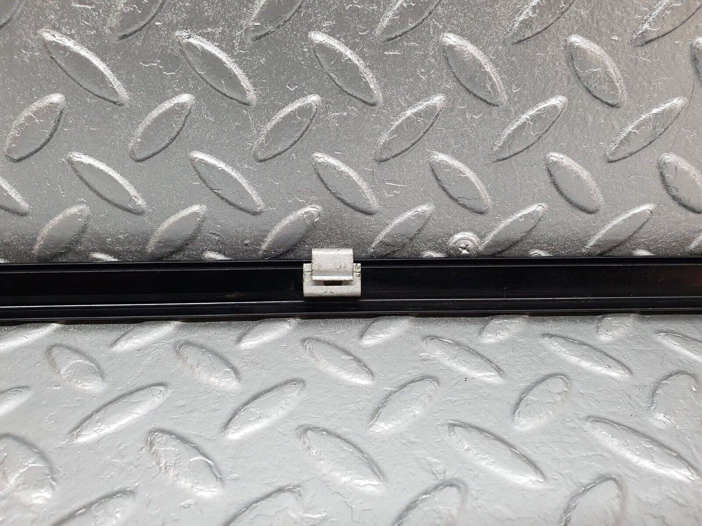 42106 Mercedes-Benz W202 C200 Rear Right Door Moulding Trim