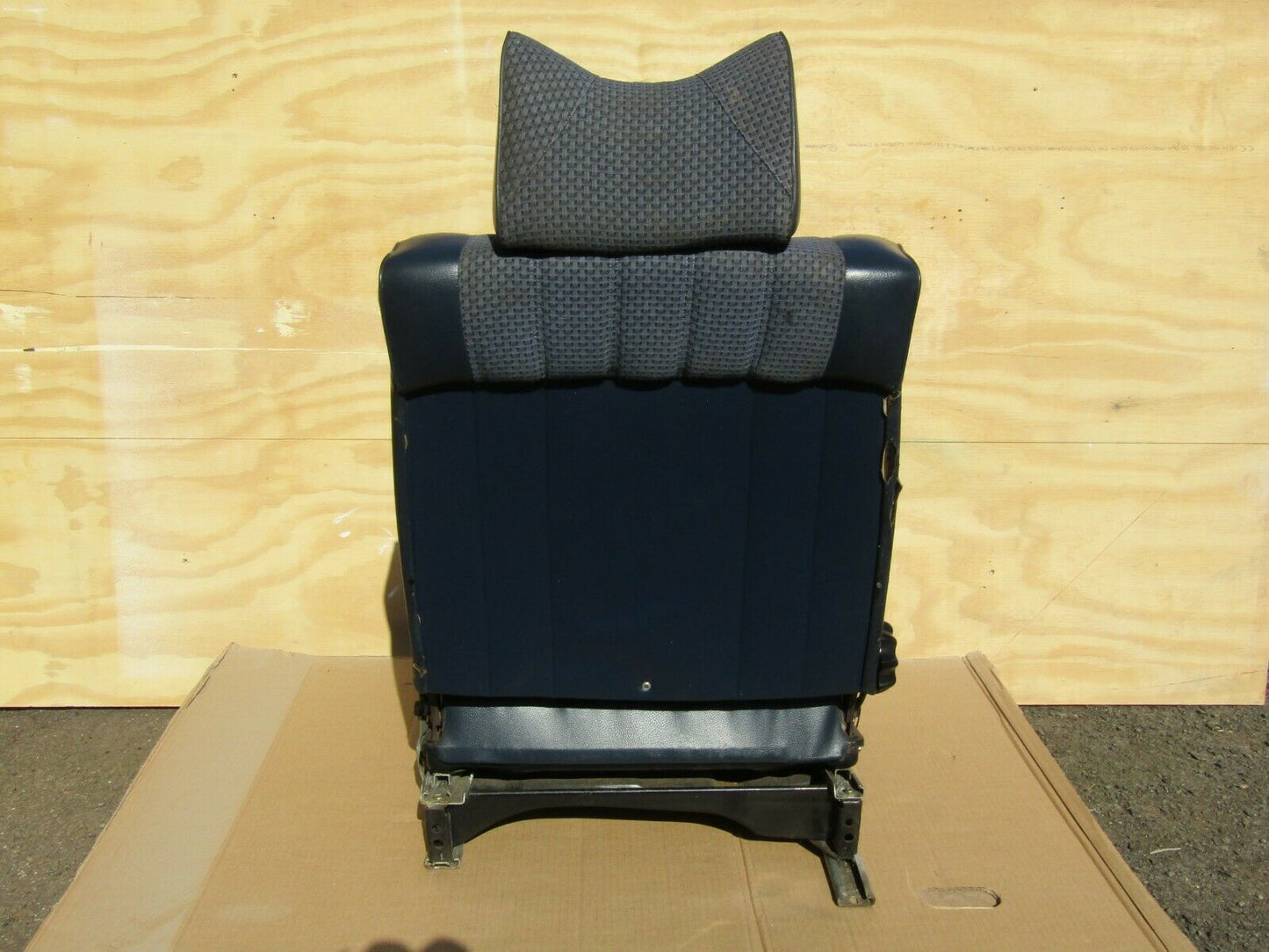 1424 Mercedes-Benz V123 240D LWB Right Driver Side Seat Blue Fabric Material