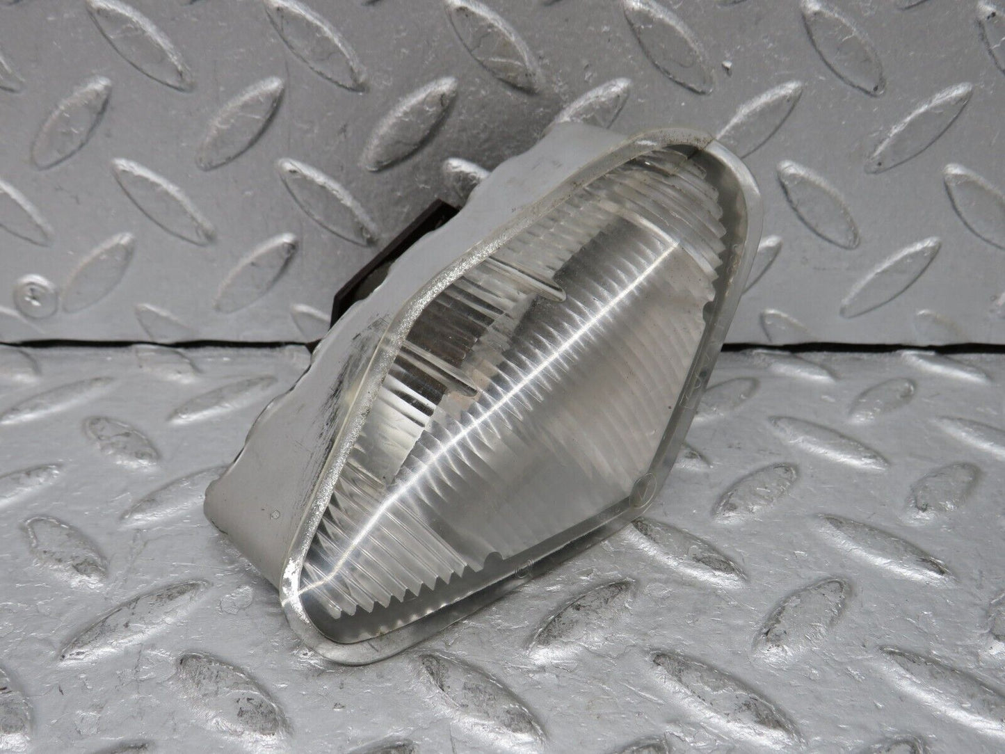 37377 Mercedes-Benz W109 300SEL Headlight Parking Light Right Side K33392