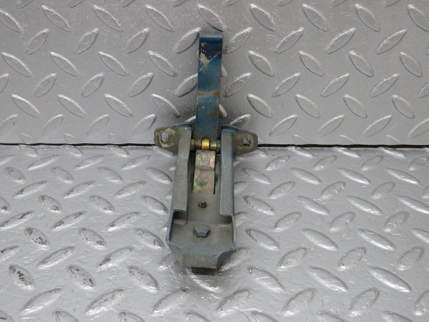 40277 Mercedes-Benz W110 230 Rear Door Safety Check Strap 1107230127