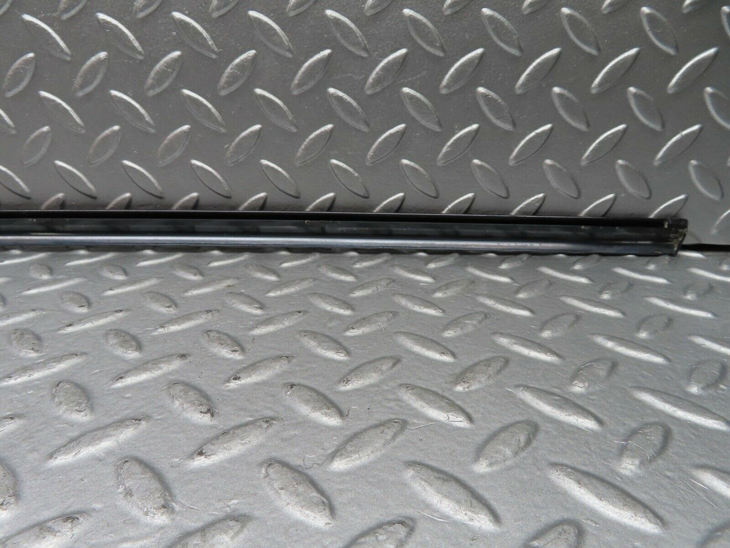 20162 Mercedes-Benz R129 300SL Coupe Left Door Chrome Moulding Trim