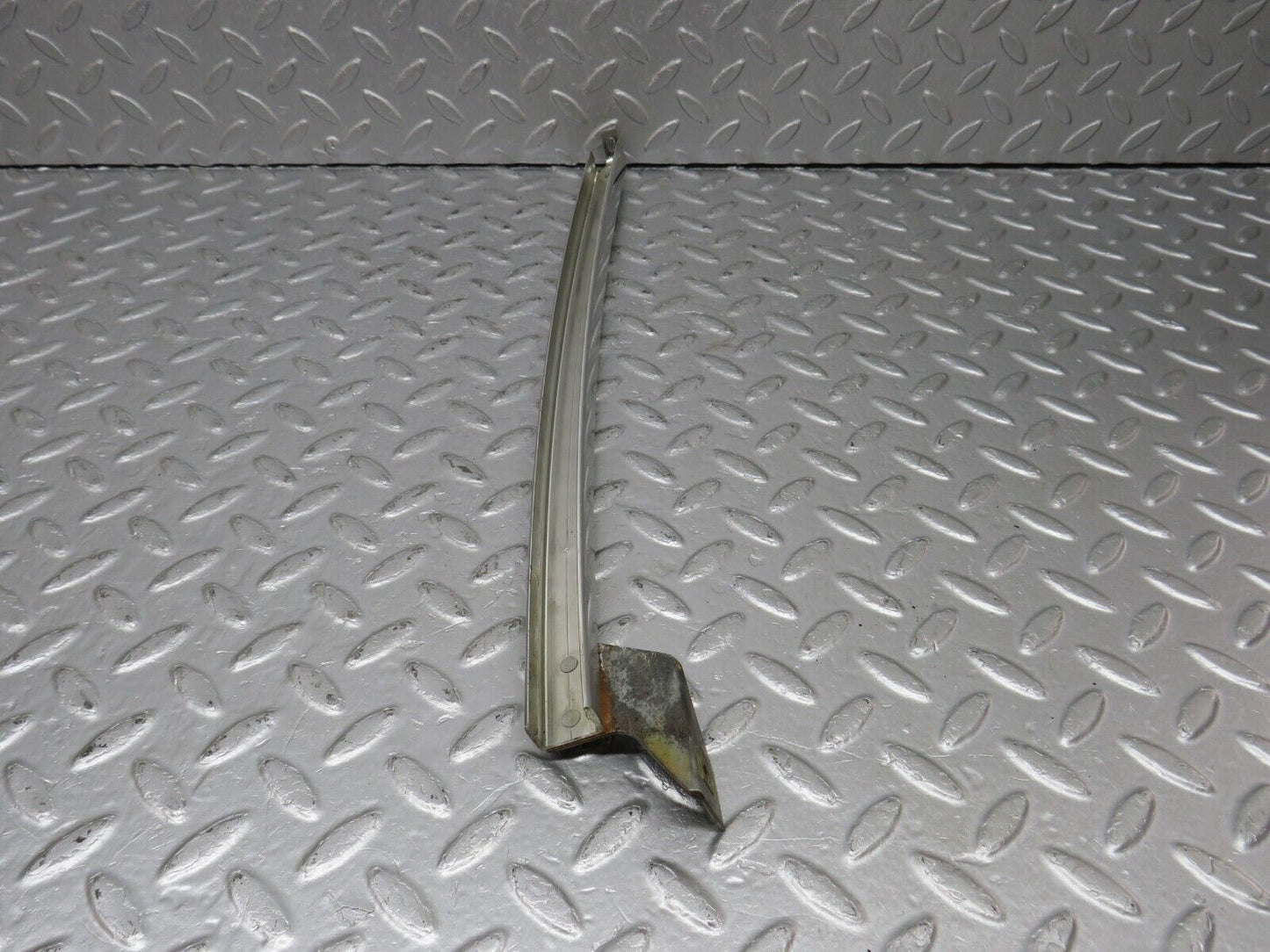 40584 Mercedes-Benz W123 300D Rear Right Door Window Chrome Channel