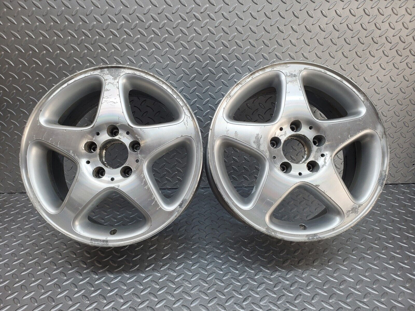 44880 Mercedes-Benz Alloy Wheel Set 7Jx16H2 ET37 2034010702