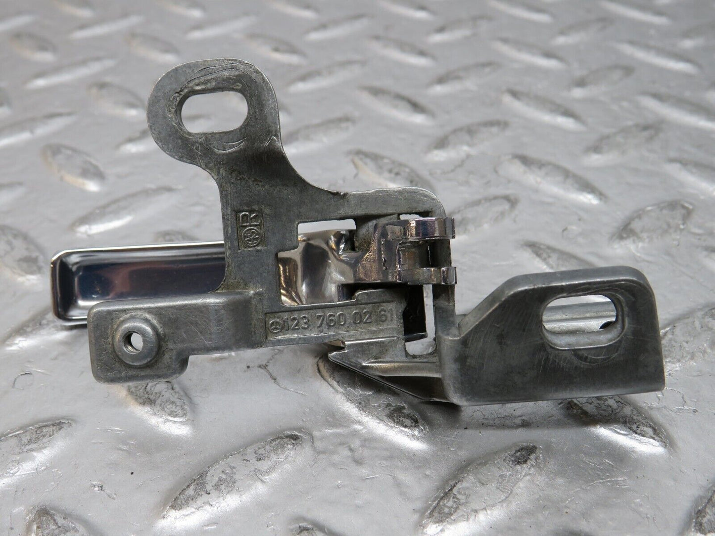 26811 Mercedes-Benz W123 240D Rear Right Interior Door Handle 1237600261
