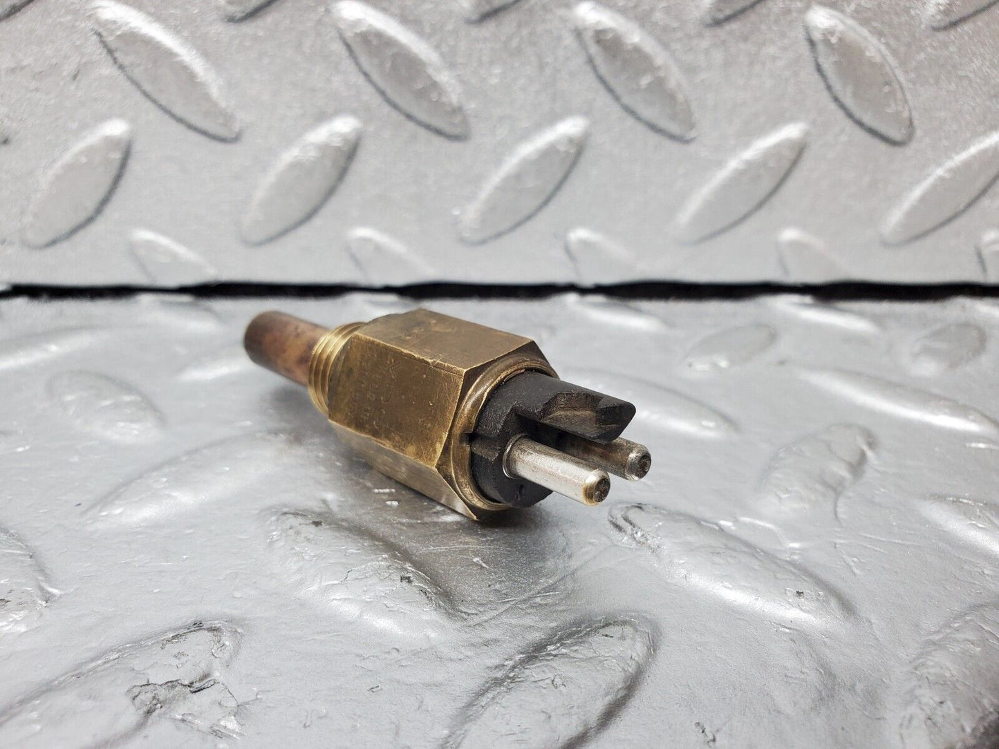 45344 Mercedes-Benz 280E M110.983 Coolant Temperature Sensor VDO