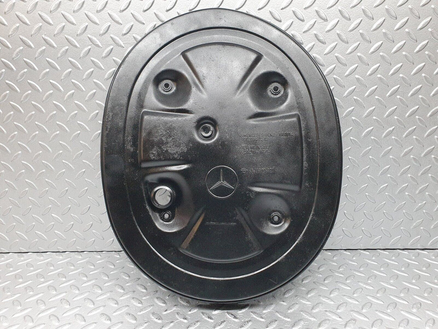 41195 Mercedes-Benz W126 300SE Air Filter Box Housing Lid 0130947202