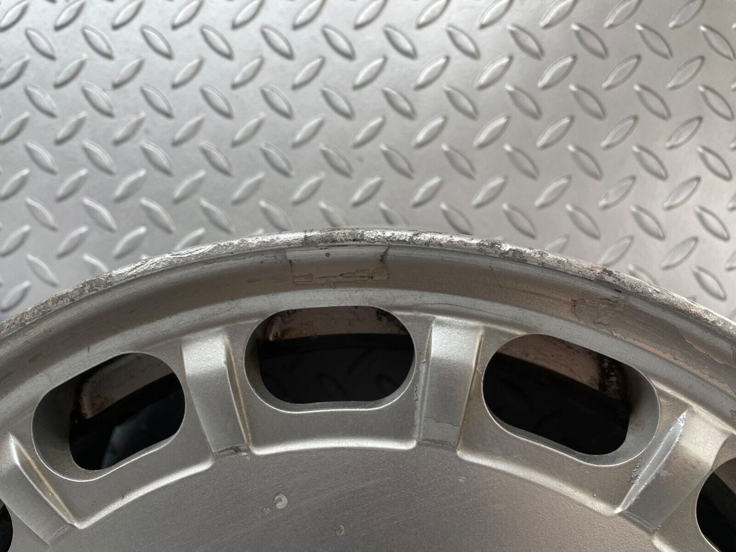 35879 Mercedes-Benz Alloy Wheel Set 7Jx15 H2 ET25 1264003002