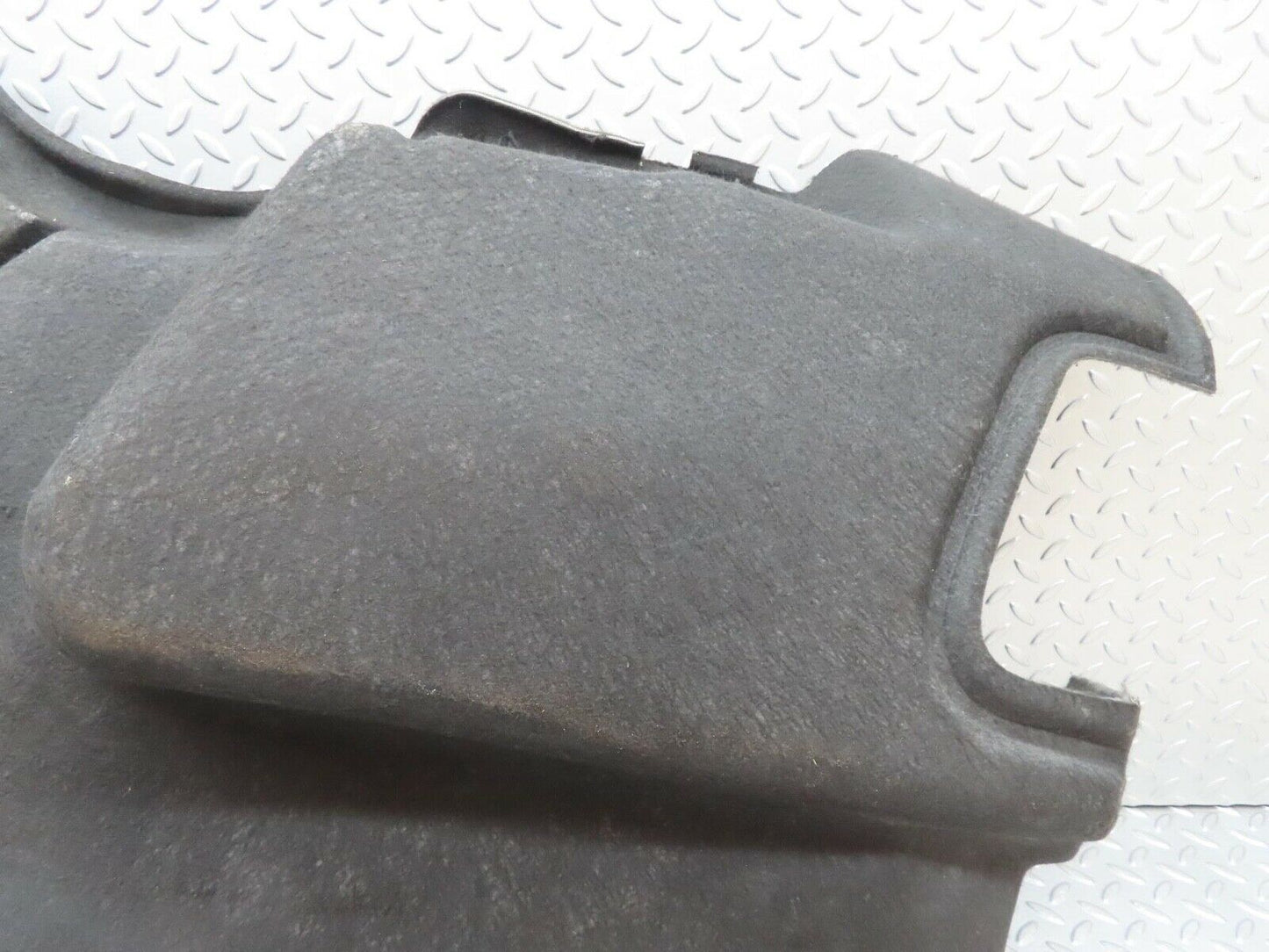 16483 Mercedes-Benz W124 260E Trunk Panel Cover Left 1246901026