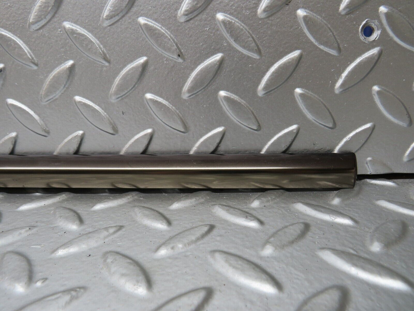 29000 Mercedes-Benz C124 320CE Coupe Front Left Door Chrome Trim