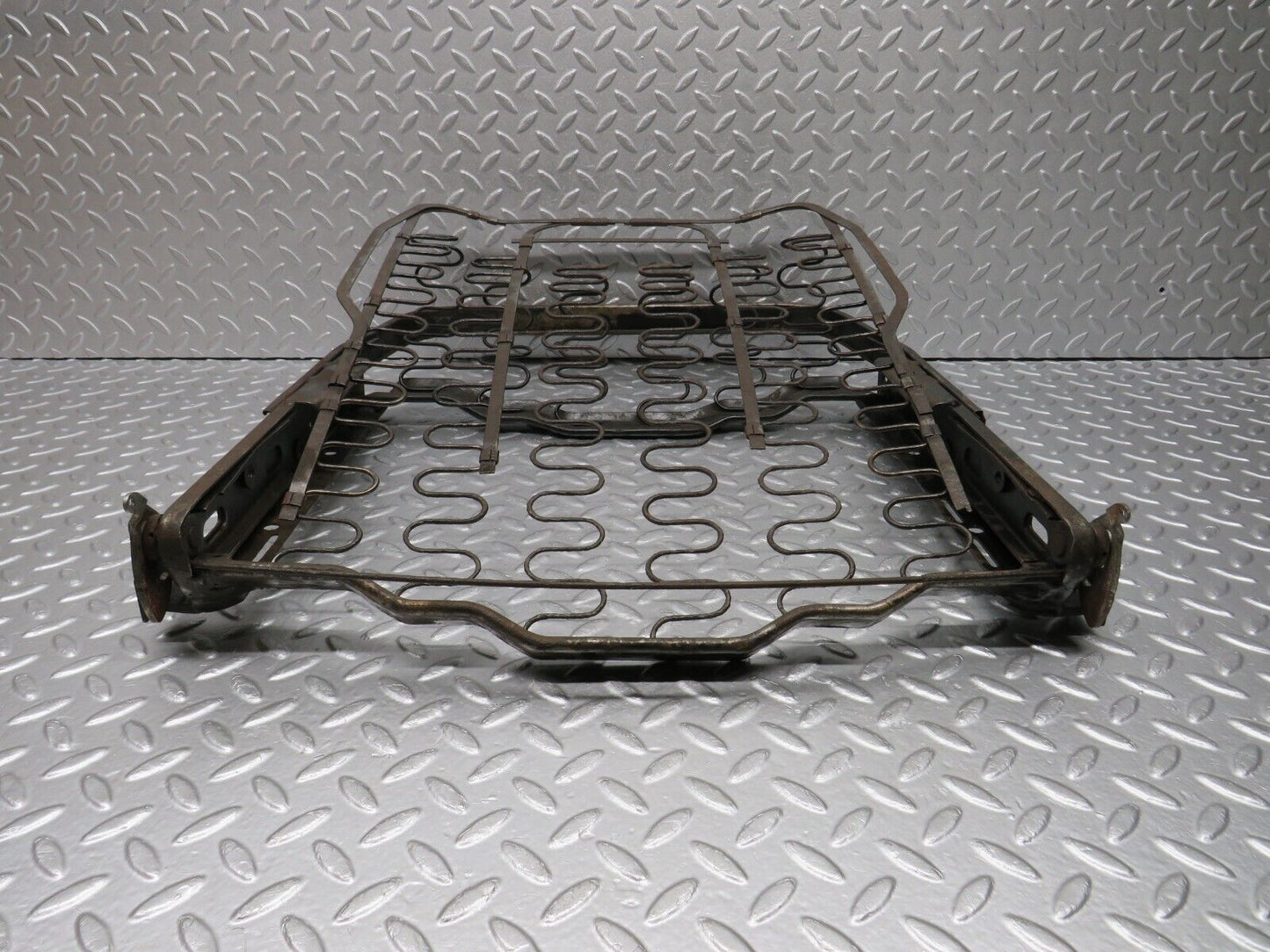 39983 Mercedes-Benz R107 350SL Coupe Front Seat Base