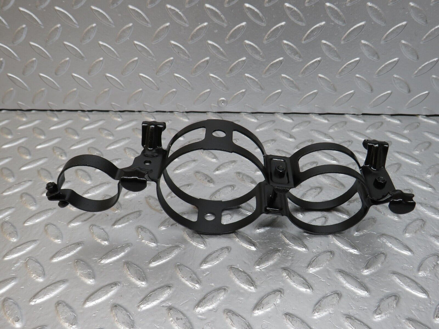 32535 Mercedes-Benz S124 300TE Wagon Fuel Pump Fuel Filter Bracket Holder
