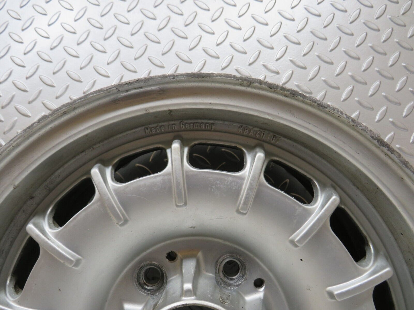 27476 Mercedes-Benz W116 Alloy Wheel Mexican Hat 6.5Jx14H2 ET30 1084001002
