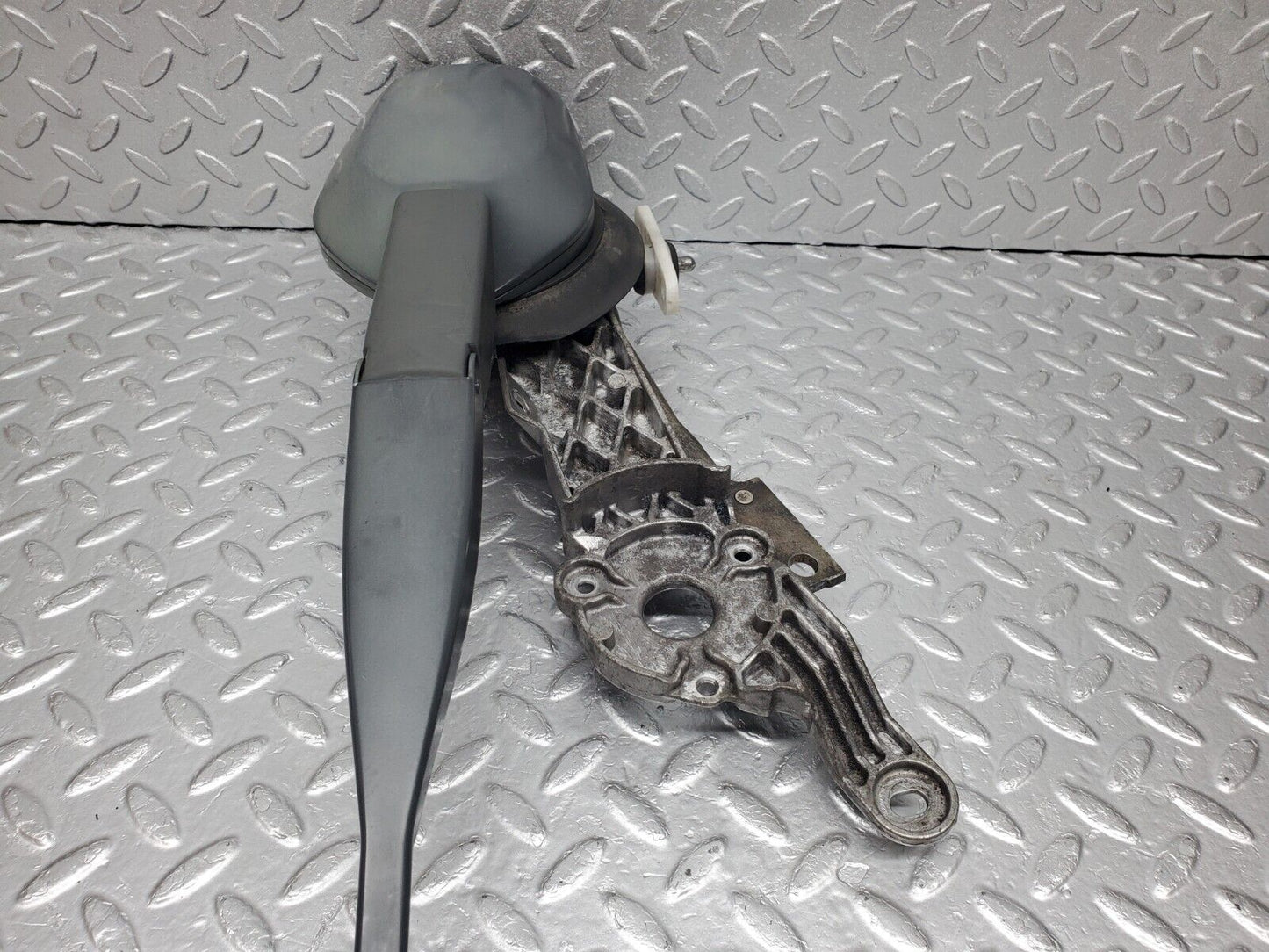 45258 Mercedes-Benz R129 300SL Coupe Wiper Mechanism Linkage Bosch