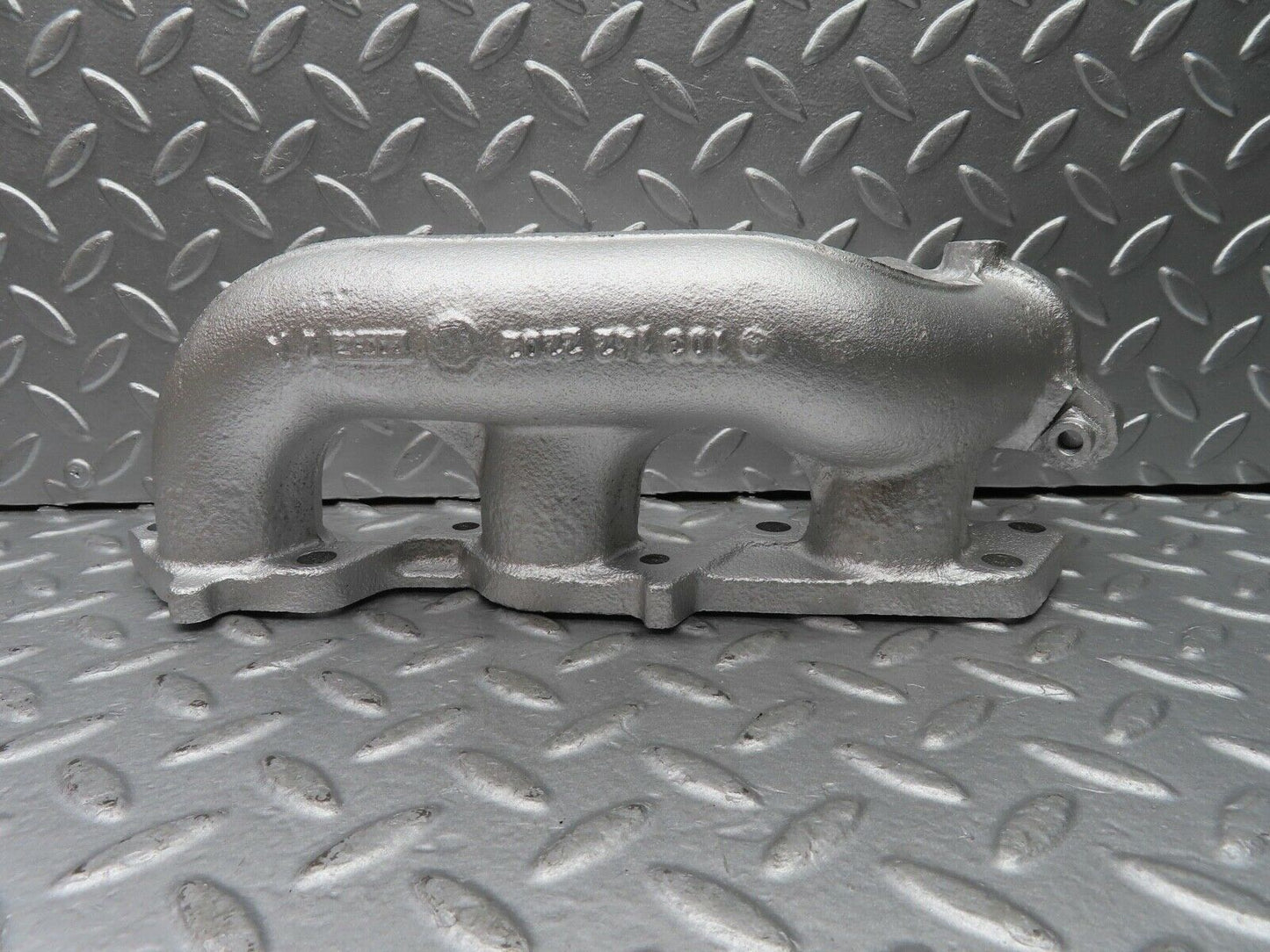 20157 Mercedes-Benz R129 300SL Coupe Exhaust Manifold Cylinder 4-6 1031422202