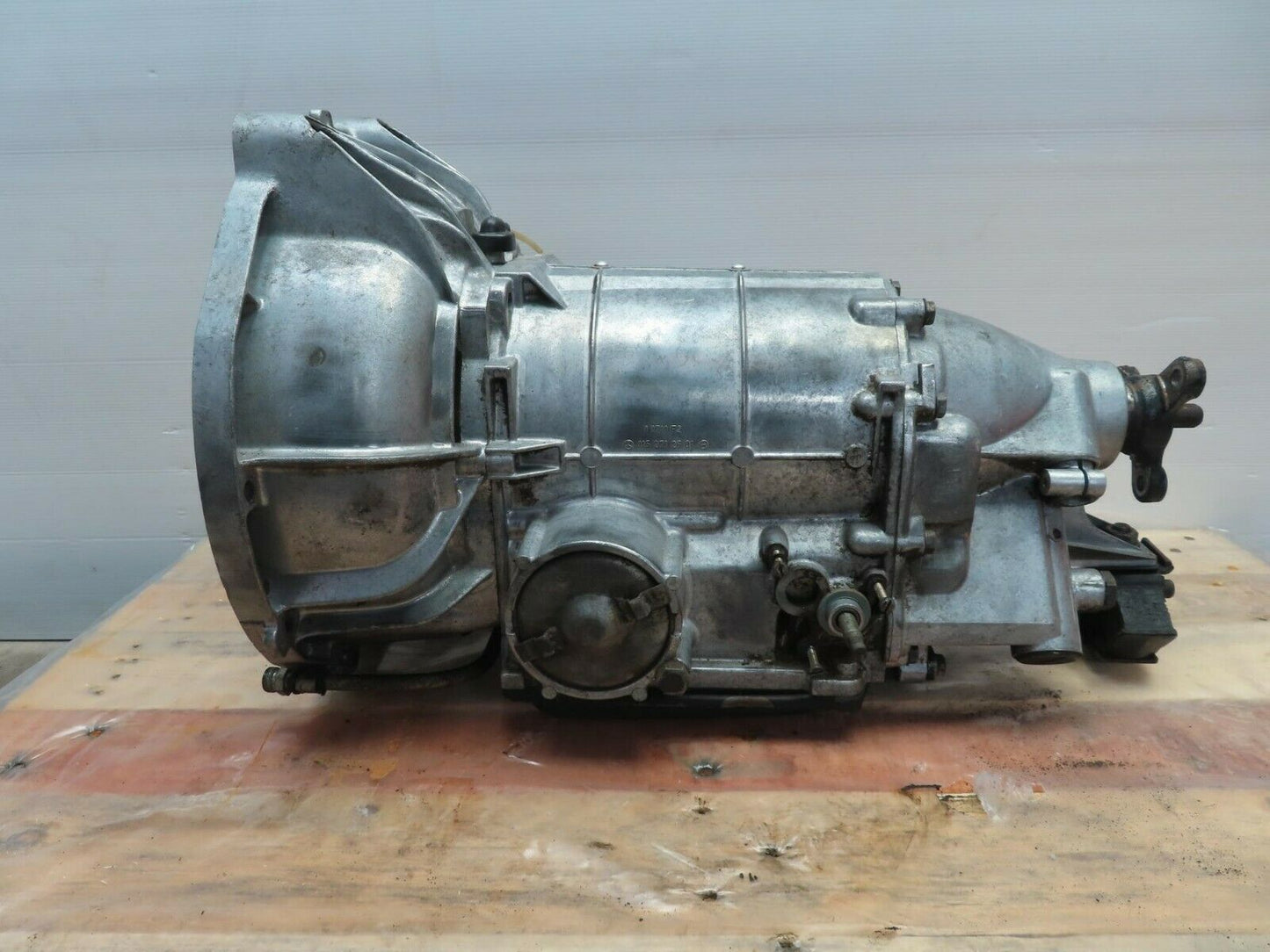 8629 Mercedes-Benz W115 Automatic Gearbox 1152712601