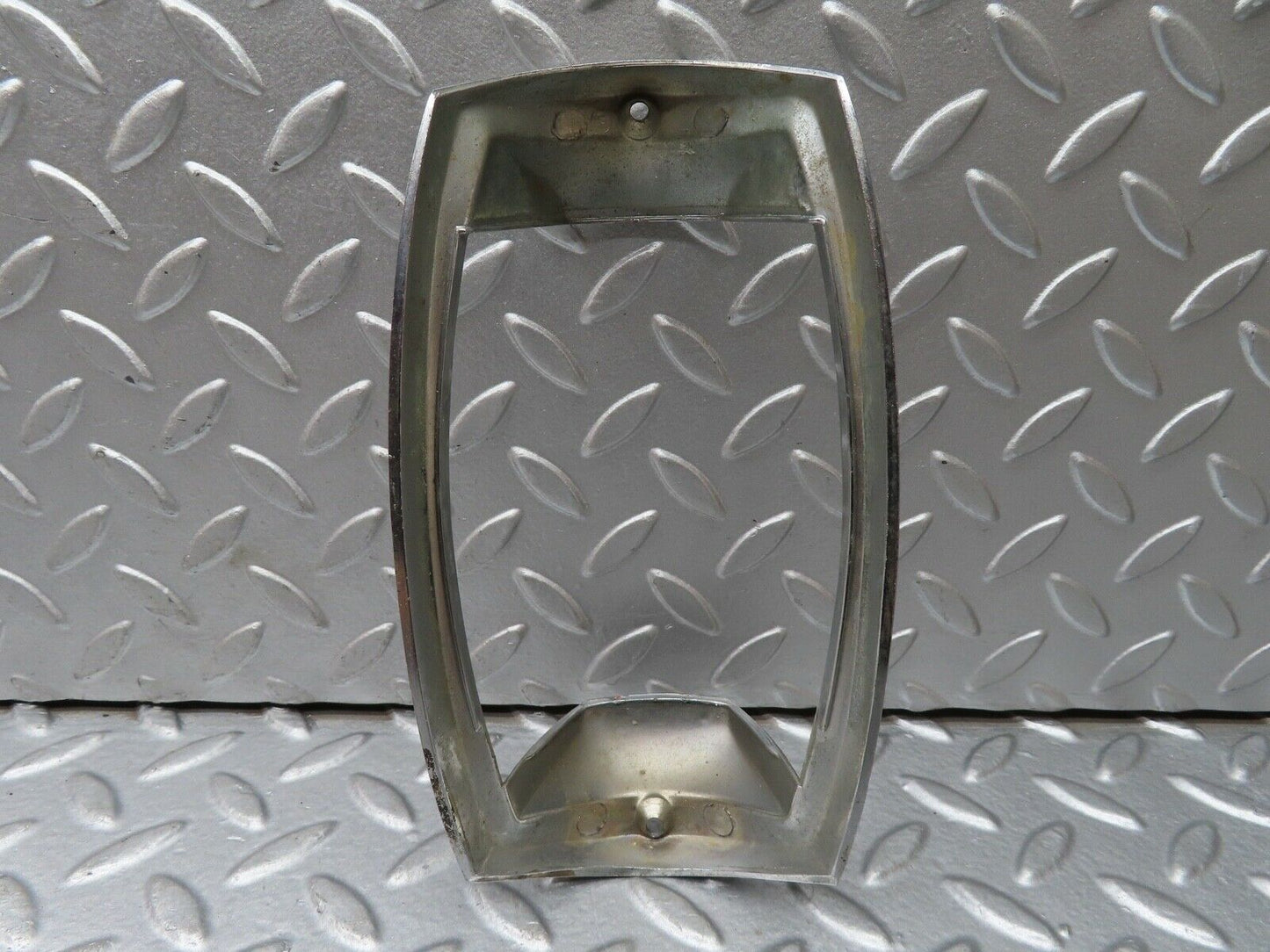 18666 Mercedes-Benz W120 W121 Ponton Tail Light Chrome Frame