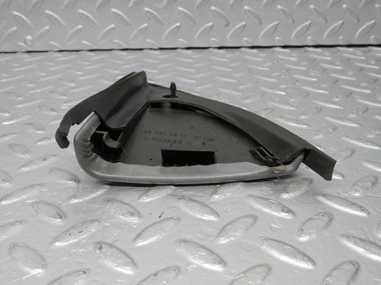39584 Mercedes-Benz R129 320SL Coupe Mirror Triangle Cover Right Grey 1297250811