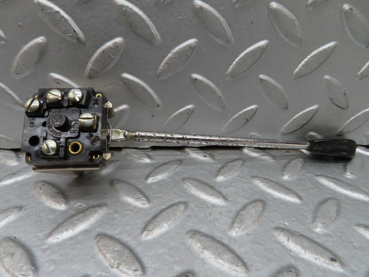 18528 Mercedes-Benz W111 220SE Coupe Indicator Stalk