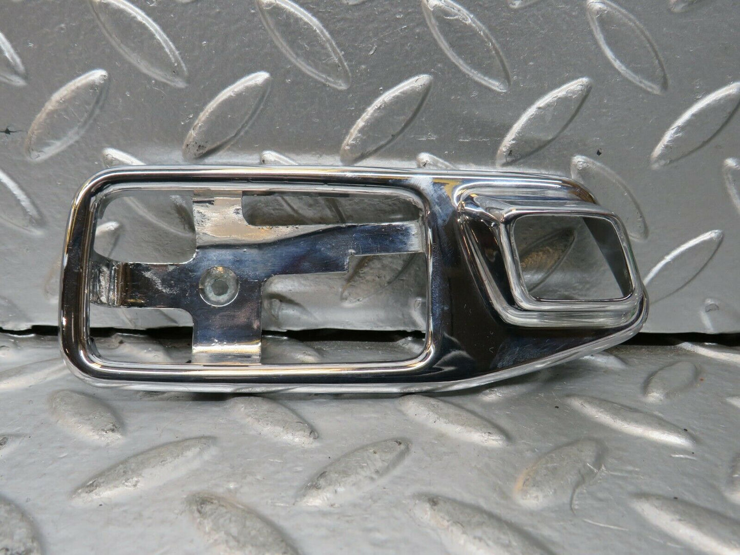 23259 Mercedes-Benz W116 350SE Rear Right Door Handle Surround 1087660211