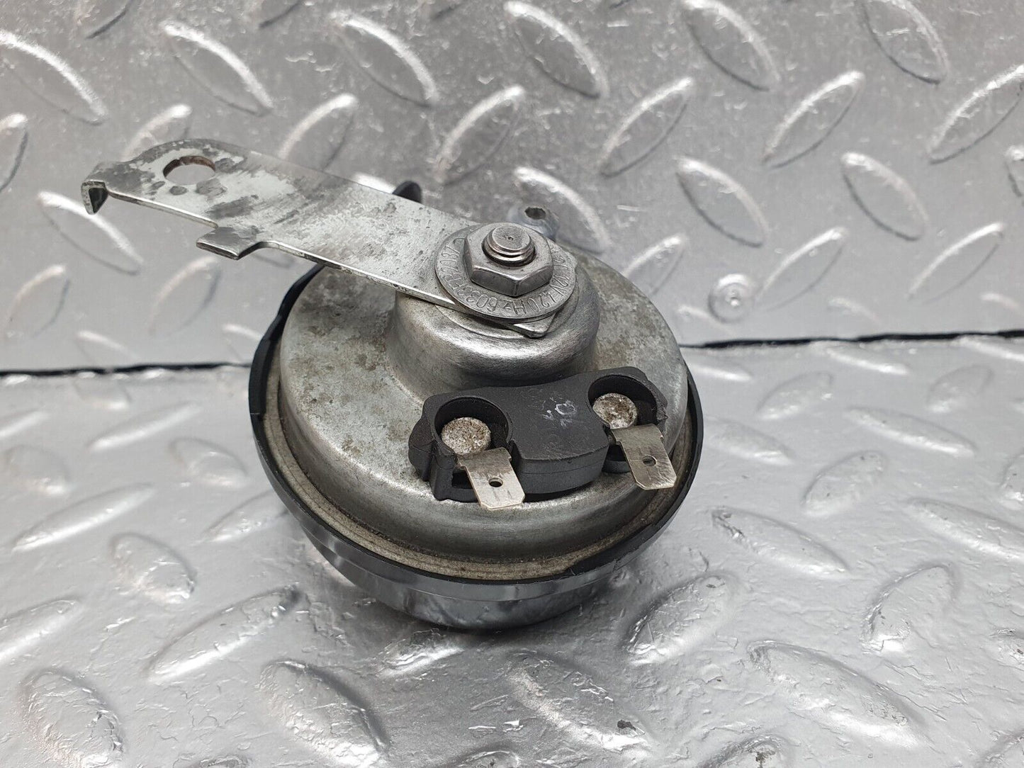42173 Mercedes-Benz R129 320SL Coupe Horn 703881157