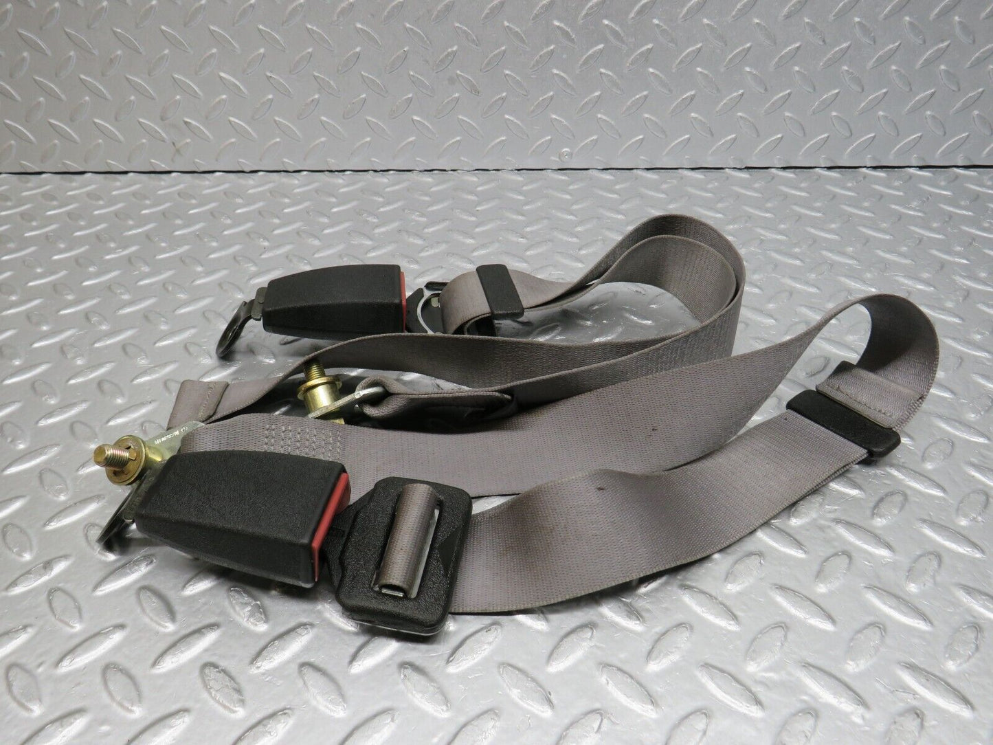 39791 Mercedes-Benz R129 320SL Coupe Rear Seat Belt With Buckles 1298600085 1298600369