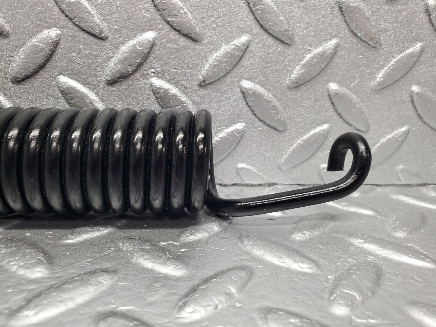 46832 Mercedes-Benz R129 320SL Coupe Bonnet Hinge Spring