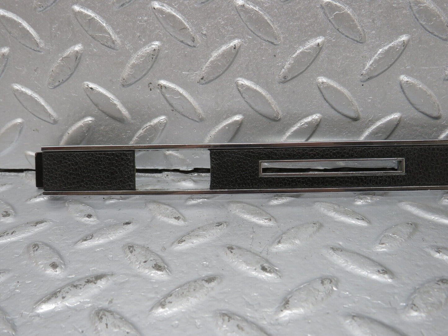 39959 Mercedes-Benz R107 350SL Dashboard Centre Trim Black 1076800271