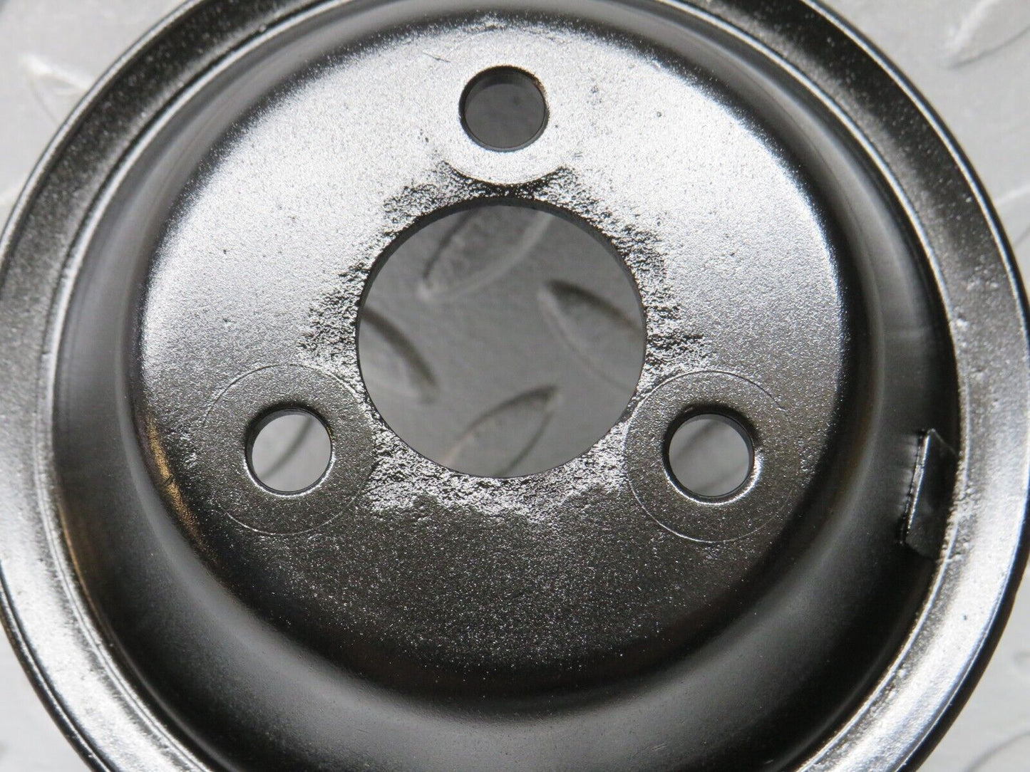 38966 Mercedes-Benz W201 190E 2.6L Water Pump Pulley 1264600379