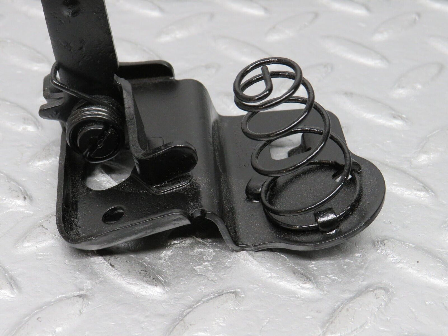 38528 Mercedes-Benz R129 280SL Coupe Bonnet Release Latch 1298800064