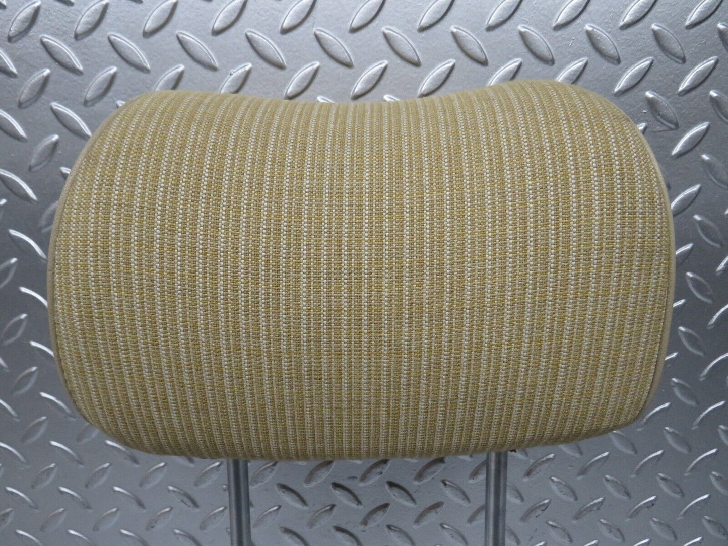 29802 Mercedes-Benz W123 230E Front Seat Headrest