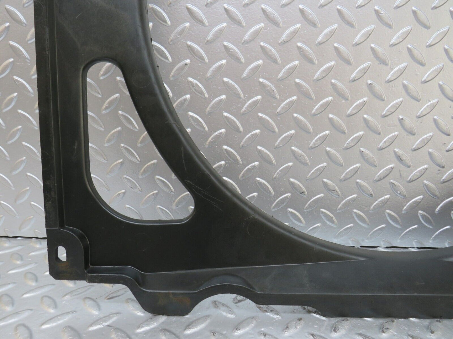 26303 Mercedes-Benz W116 450SE Radiator Shroud Fan Cover 1165050355