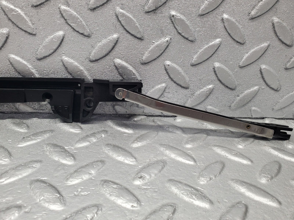 W201 Baby Benz sunroof wind deflector lifting arms left and right used OEM