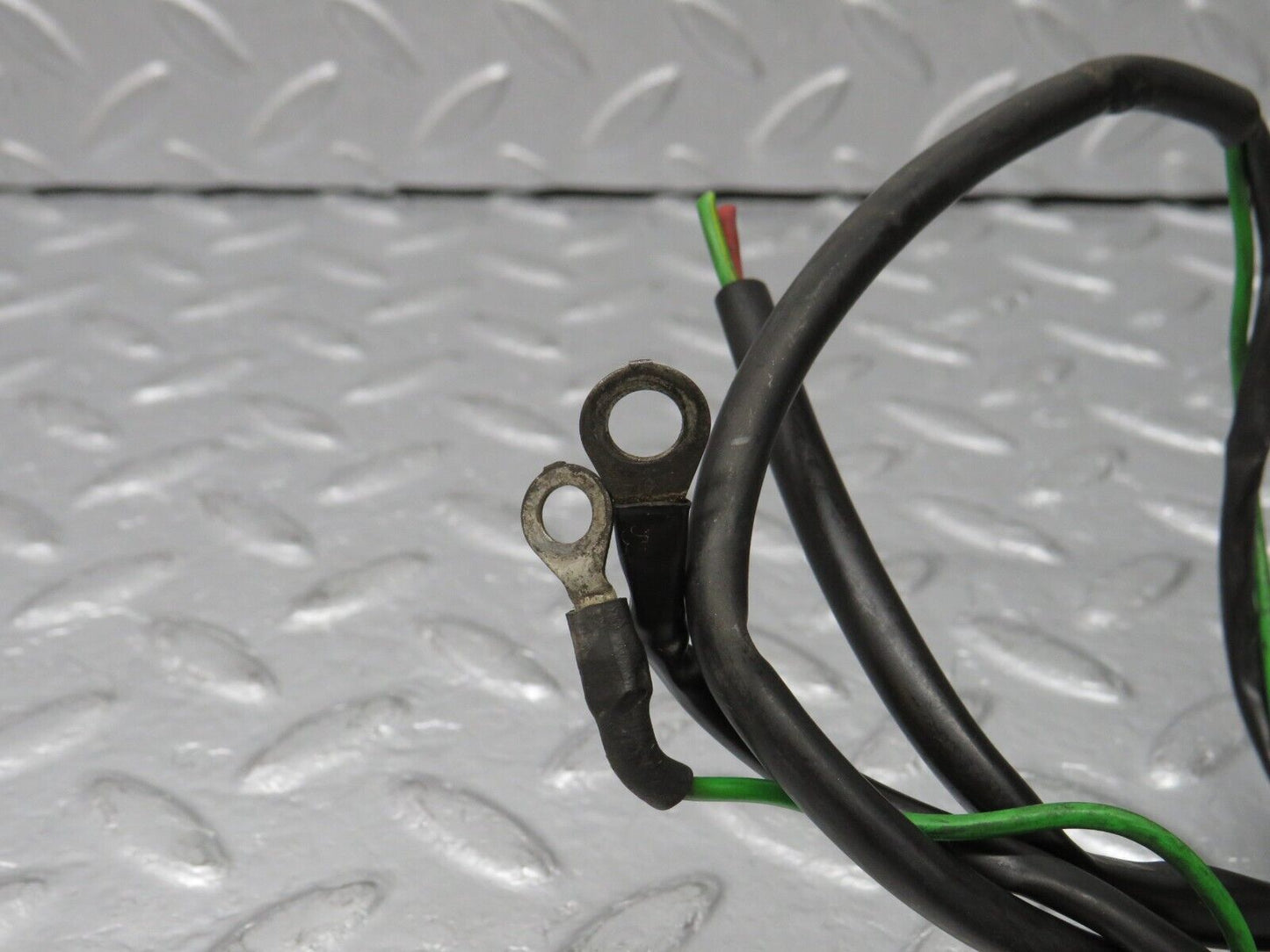 39099 Mercedes-Benz R107 500SL Diagnostic Connector 1235450026 1235450003 1075404808
