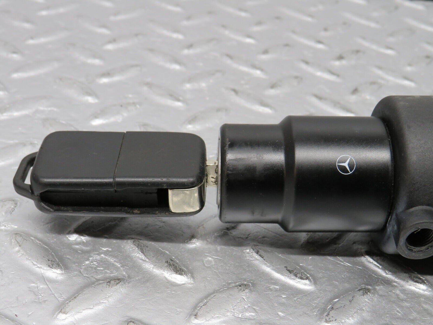 38471 Mercedes-Benz R129 280SL Coupe Steering Lock Ignition Switch With Key