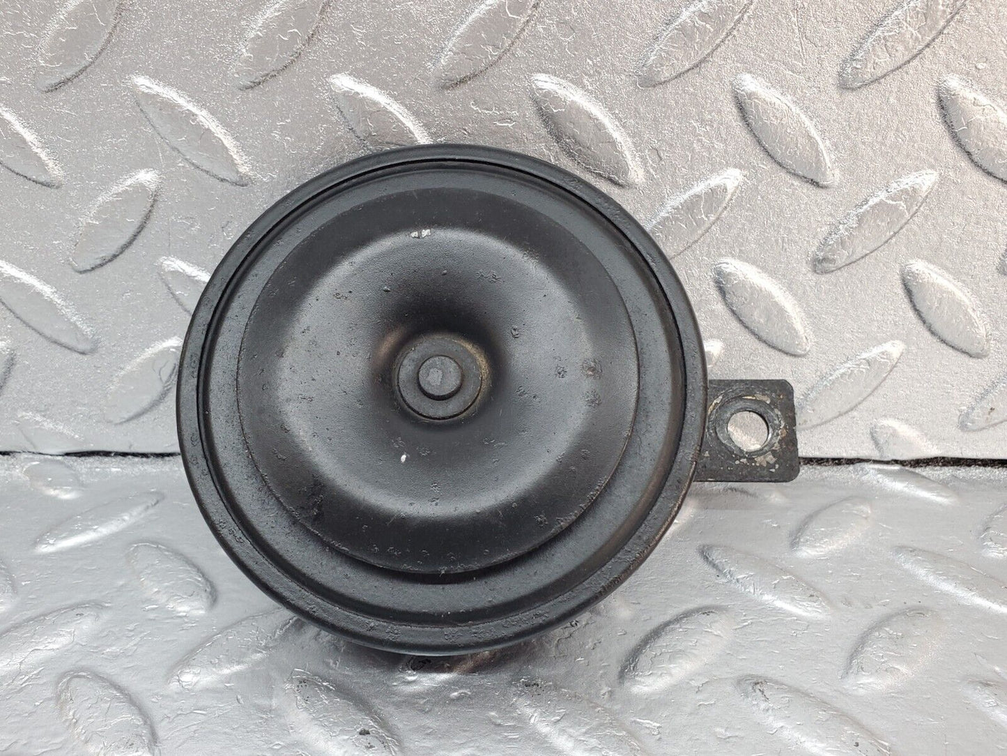 45685 Mercedes-Benz W126 420SE Horn 002952 0035422820