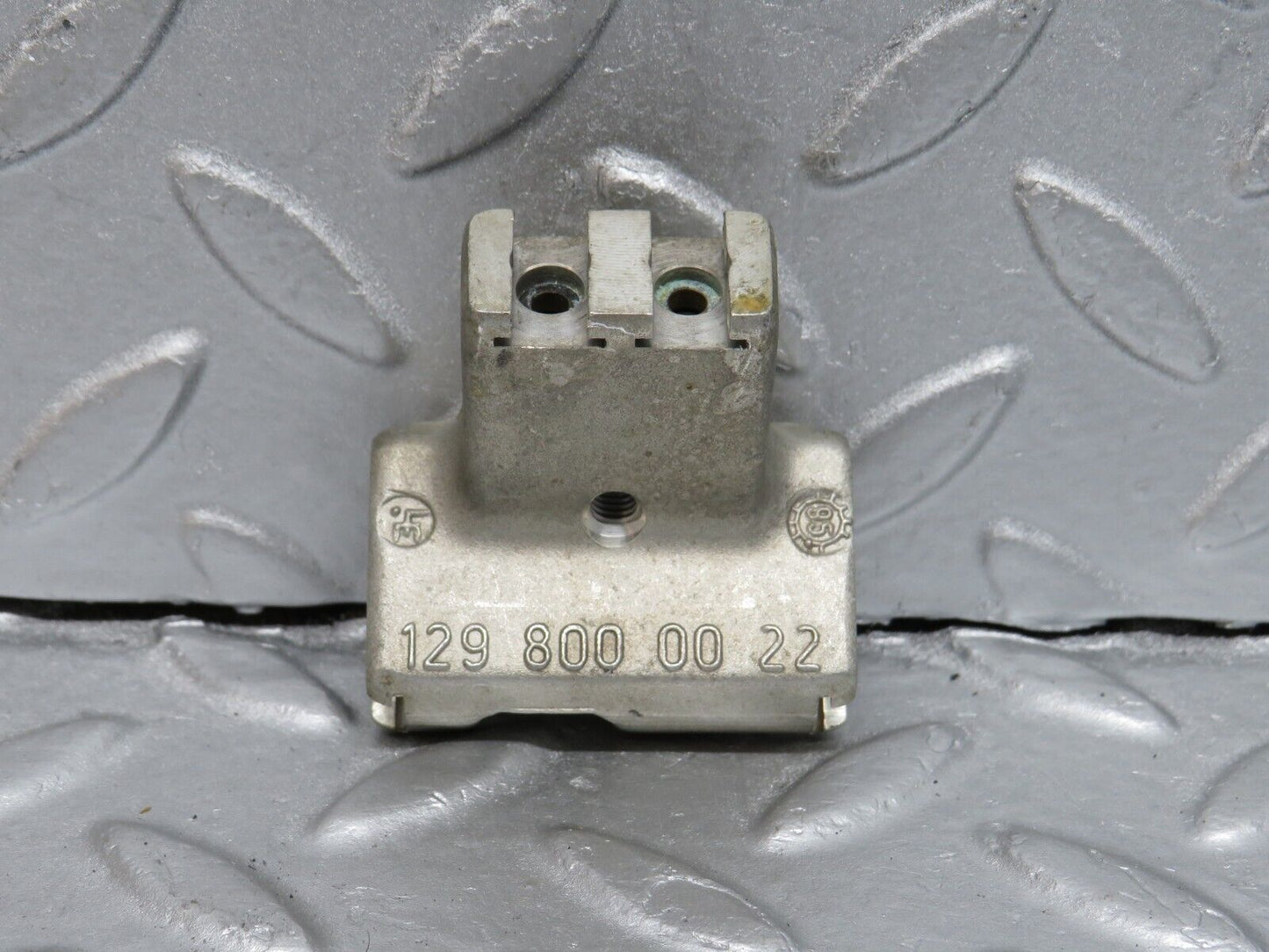 39798 Mercedes-Benz R129 320SL Coupe Soft Top Hydraulic Distributor 1298000022