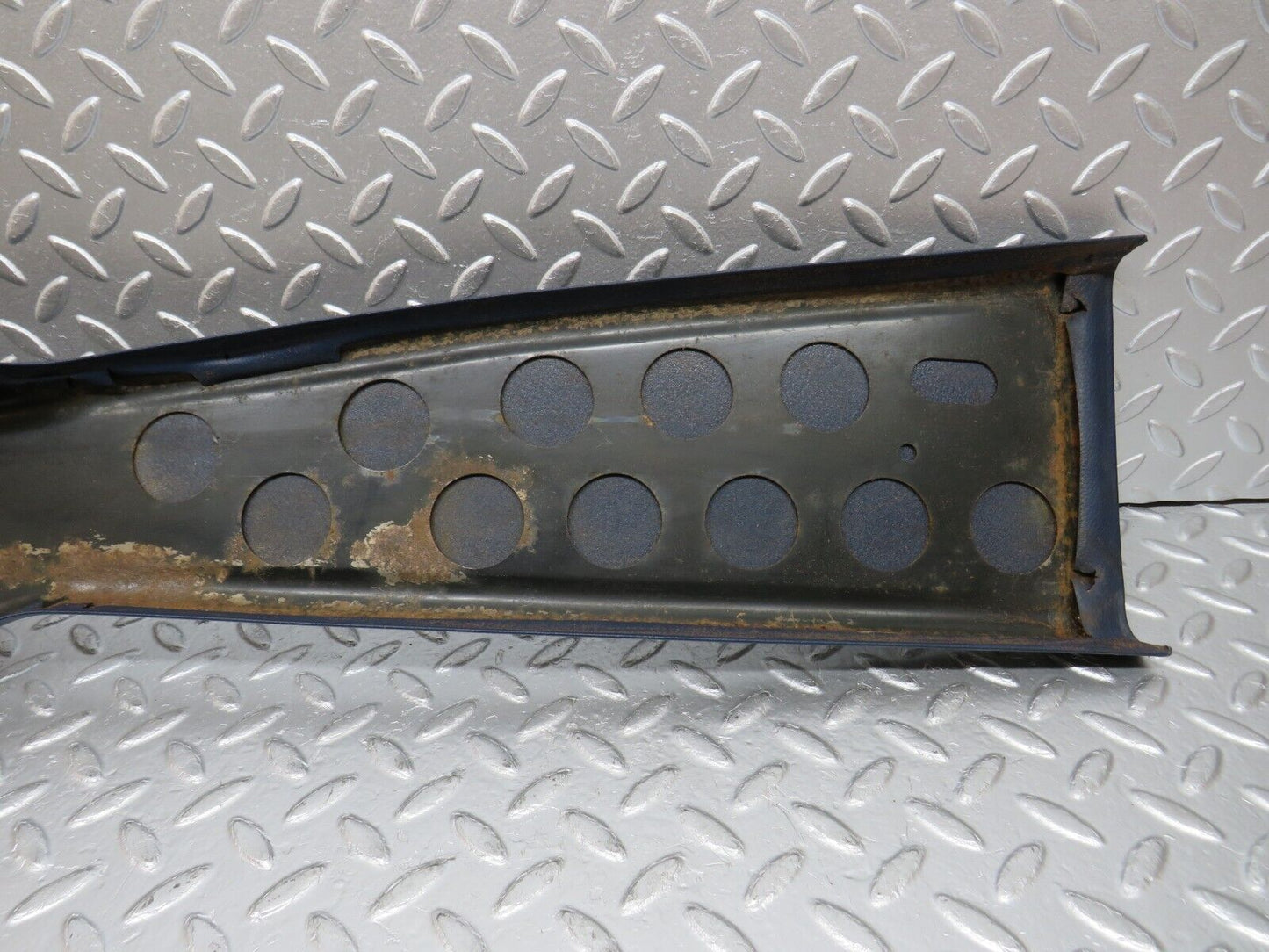 31048 Mercedes-Benz W123 200D B Pillar Cover Right Side Blue