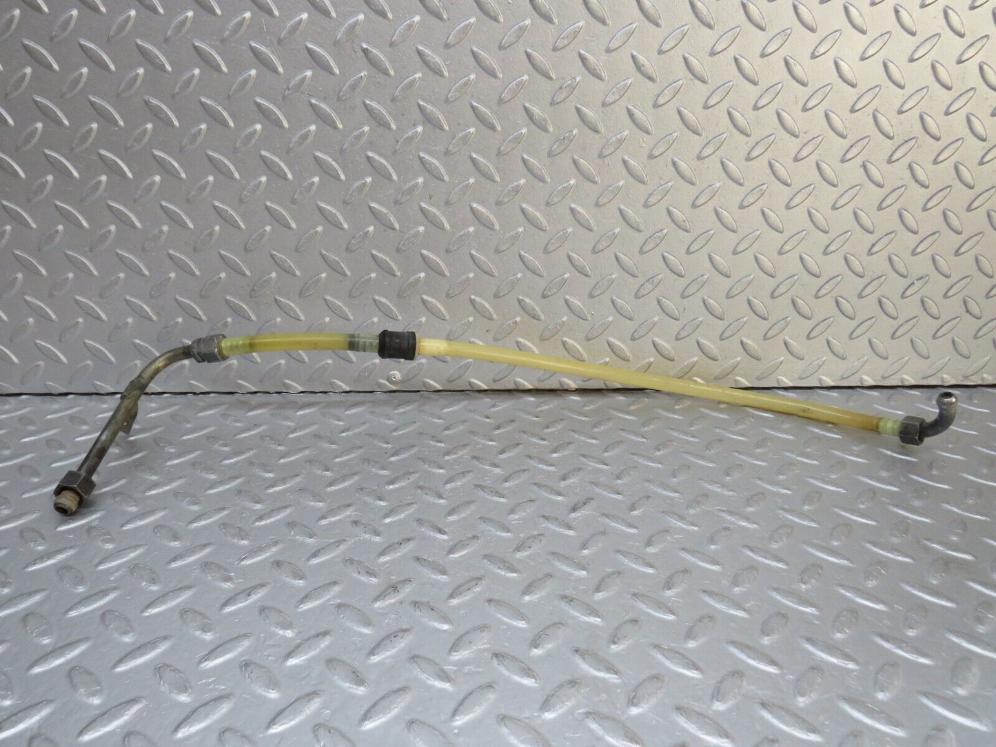 37591 Mercedes-Benz W109 300SEL Brake Servo Pipe