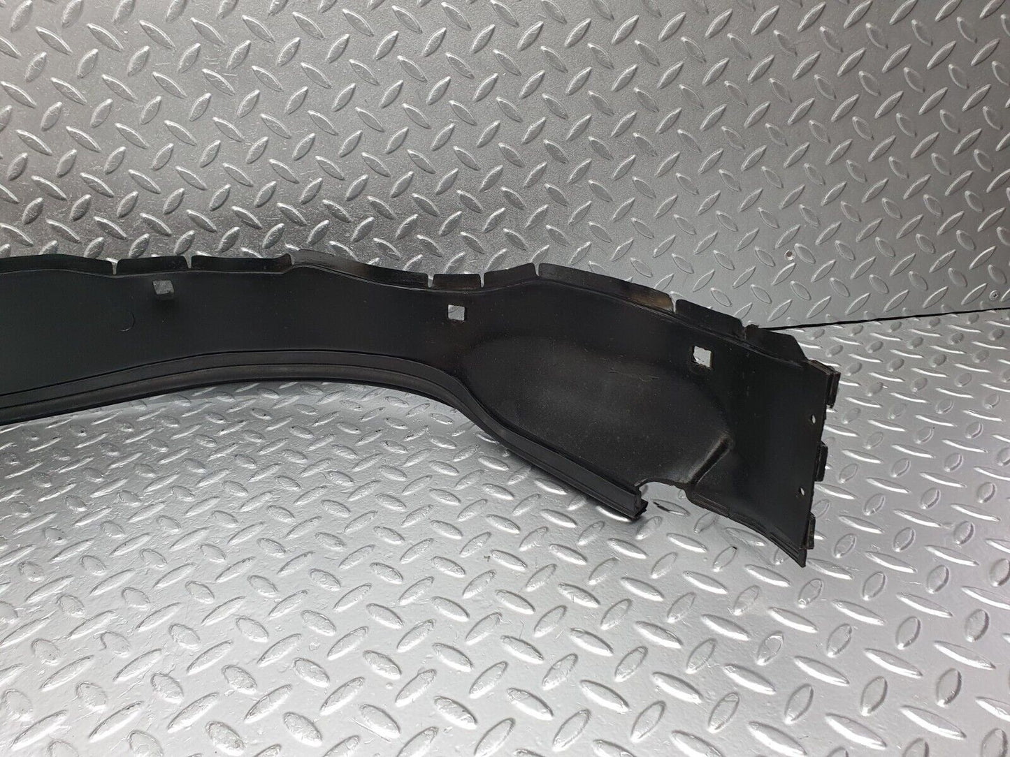 41931 Mercedes-Benz W202 C200 Front Left Inner Fender Splash Guard 2026980130