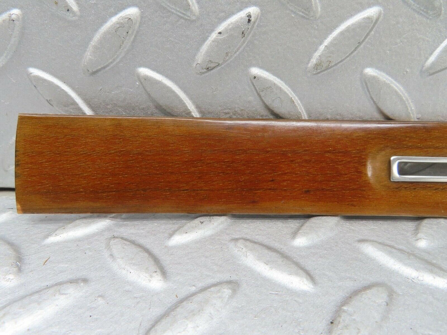 13583 Mercedes-Benz W123 200 Dashboard Wood Trim Zebrano