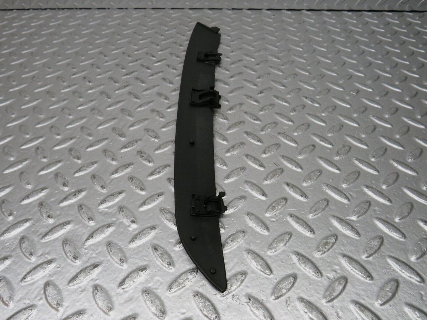31986 Mercedes-Benz W123 230E Rear Right C Pillar Plastic Trim 1236980114