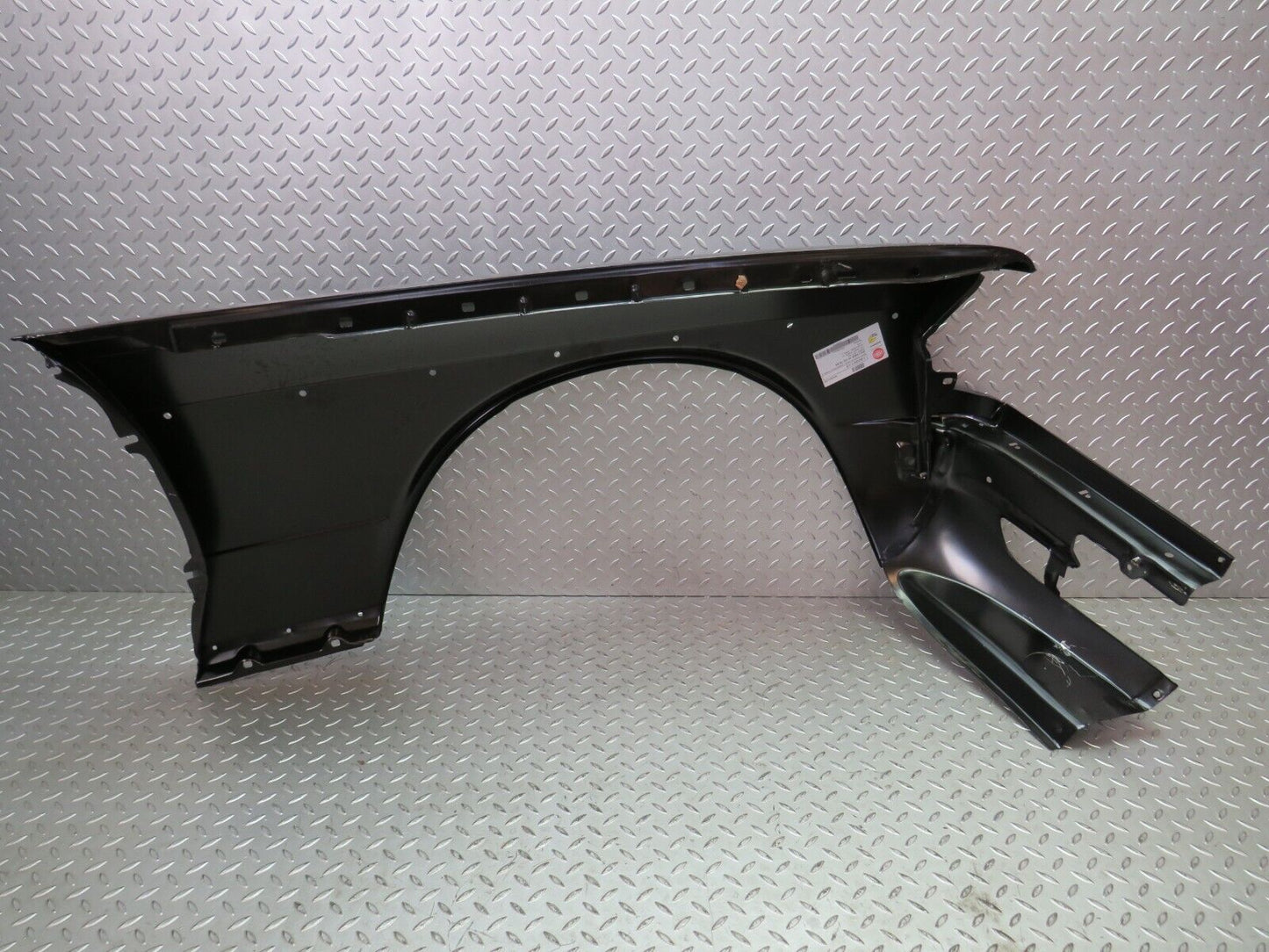 28345 Mercedes-Benz S123 240D Wagon Front Left Wing Fender