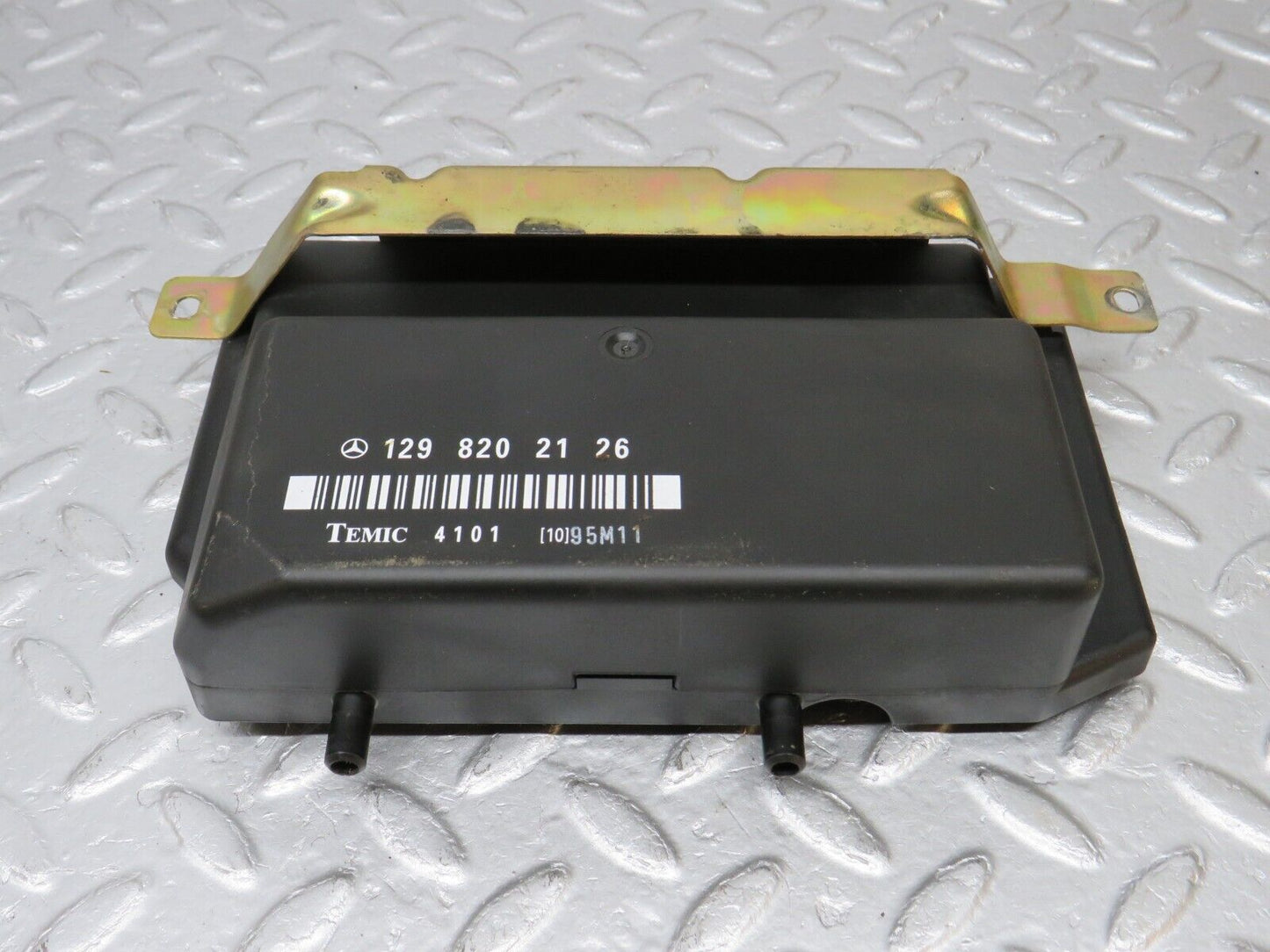 39388 Mercedes-Benz R129 320SL Coupe Seat Control Unit 1298202126